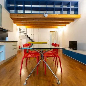 apartment-santalessandro-19-sostify.it-lombardy.com/