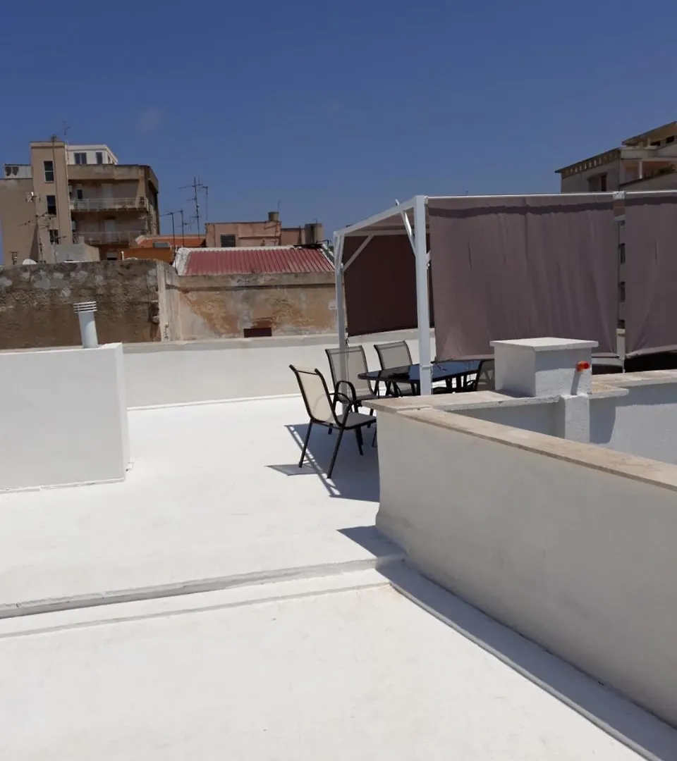 Marsala In...Centro Villa Holiday home